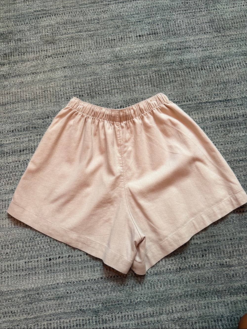 Abercrombie & Fitch Light Blush High-Waist Linen-Blend Pull on Shorts XS - Picture 3 of 4